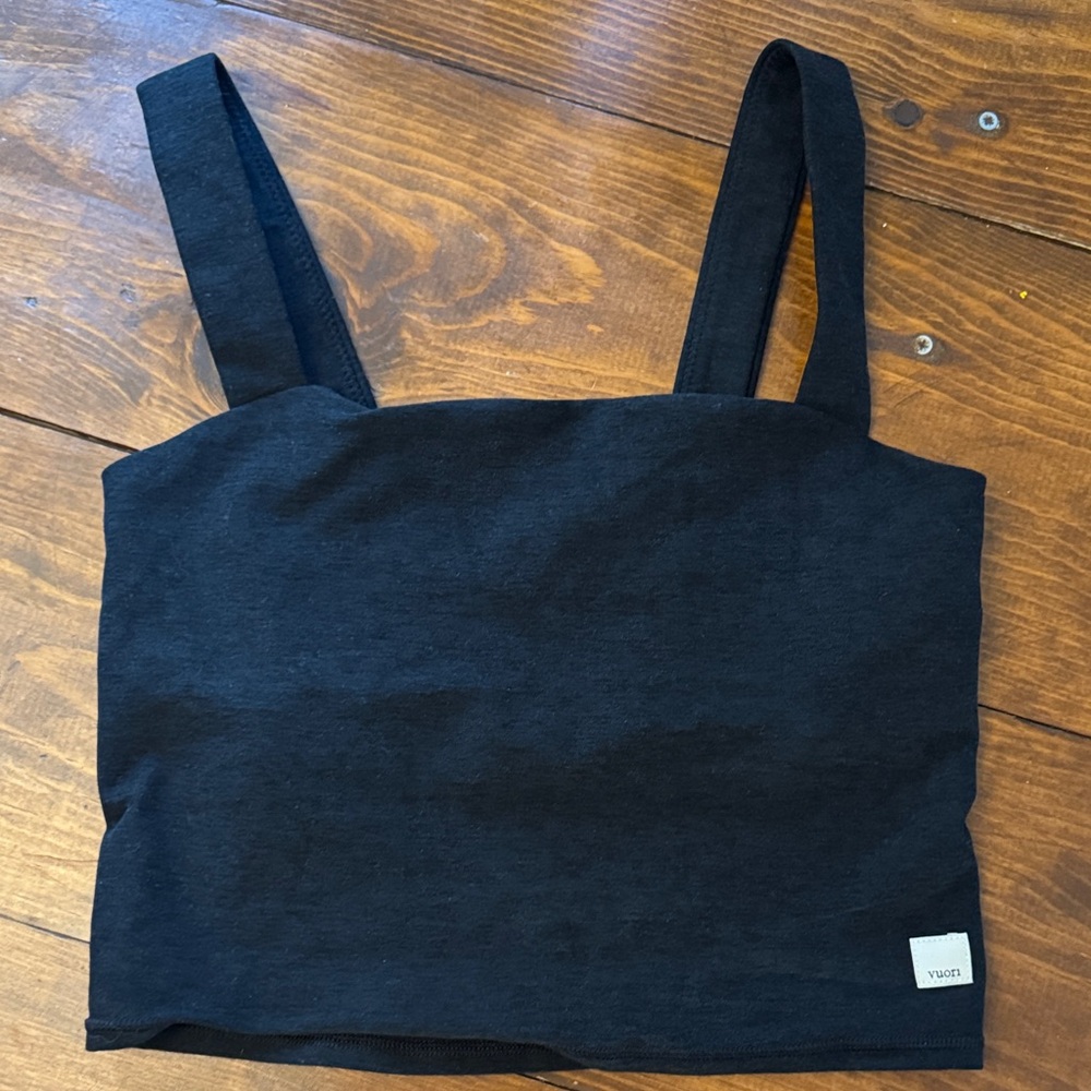 Vuori Black Square Neck Crop Top S
